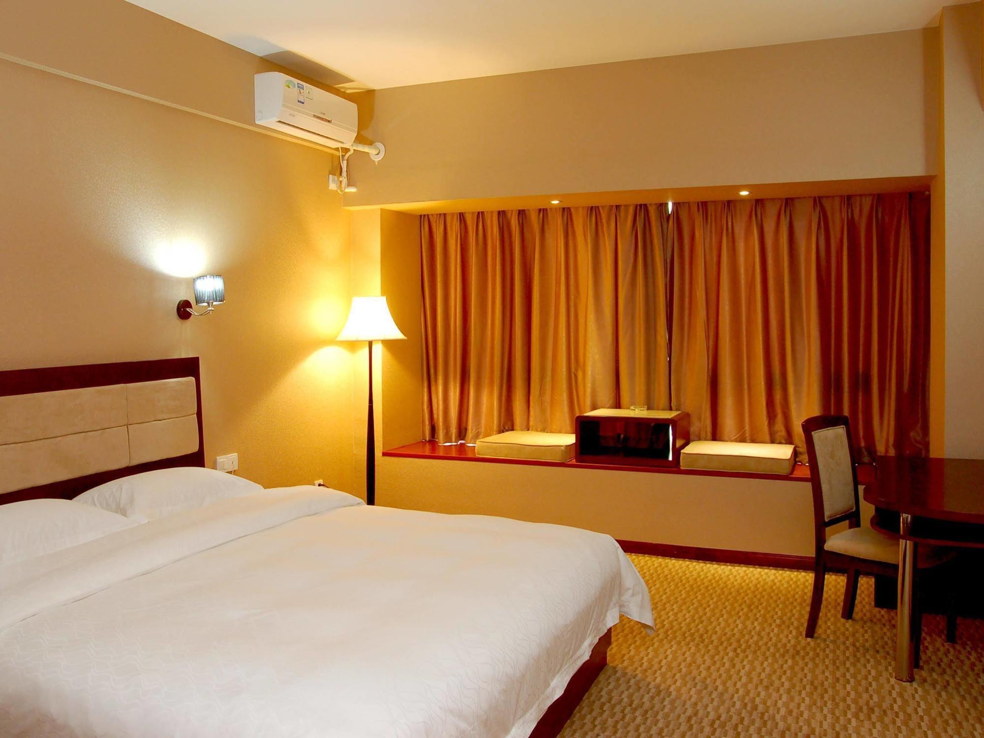 Xiamen Tenhua Hotel מראה חיצוני תמונה